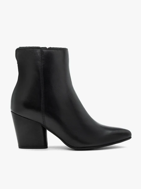 Schwarze Stiefel mit Absatz aus genarbtem Leder