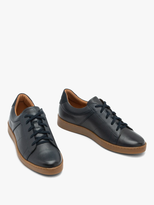 Marineblaue lässige Halbschuhe
