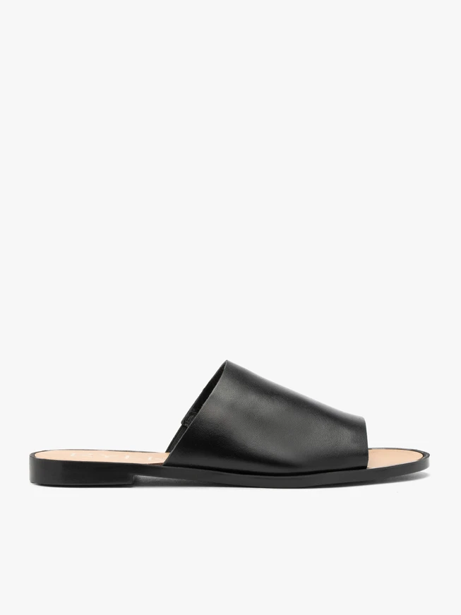 Schwarze minimalistische Flip-Flops aus genarbtem Leder