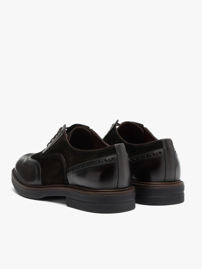 Dunkelbraune Halbschuhe aus Leder
