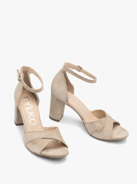 Beige Damen-Sandalen mit Absatz
