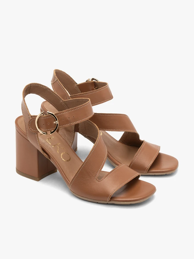 Hellbraune Damen-Sandalen mit Absatz