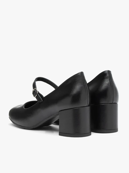 Schwarze Riemchenpumps