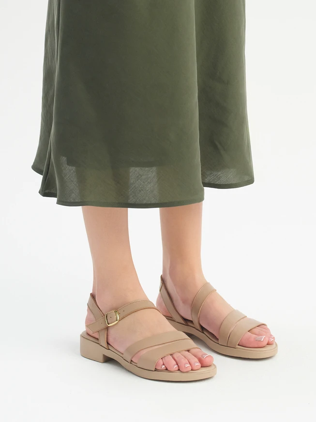 Beige leather women’s sandals
