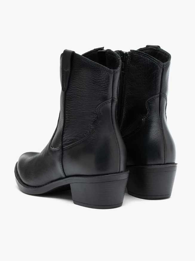 Schwarze, ungefütterte Cowboystiefel aus Vollnarbenleder