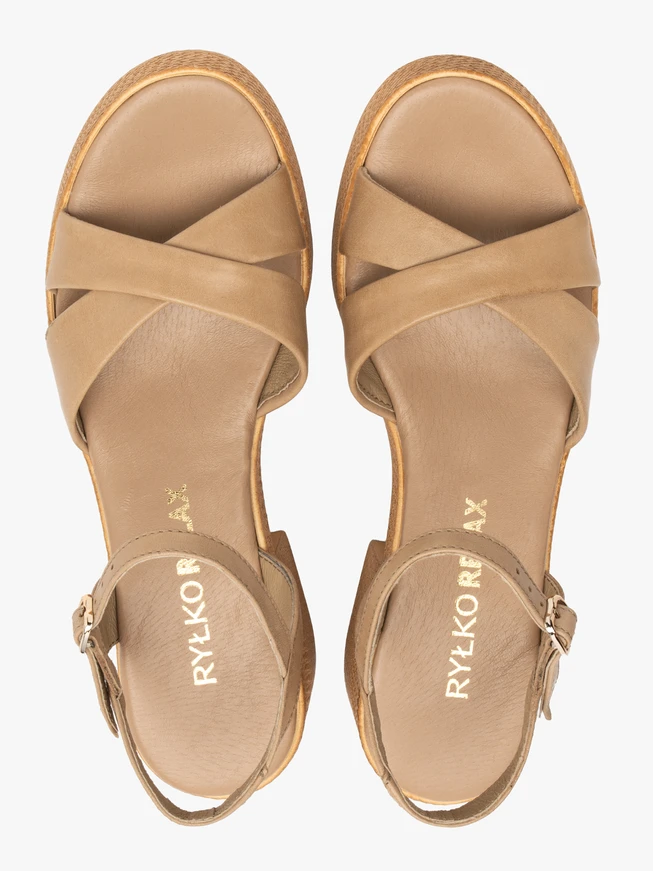 Beigefarbene Damen-Sandalen aus Vollnarbenleder