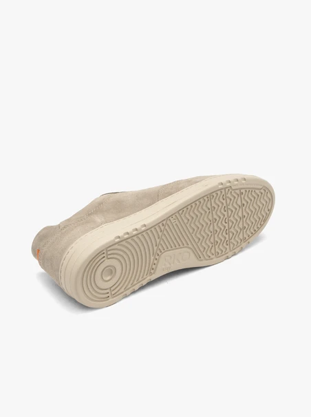 Olive men’s shoes with lightweight sole