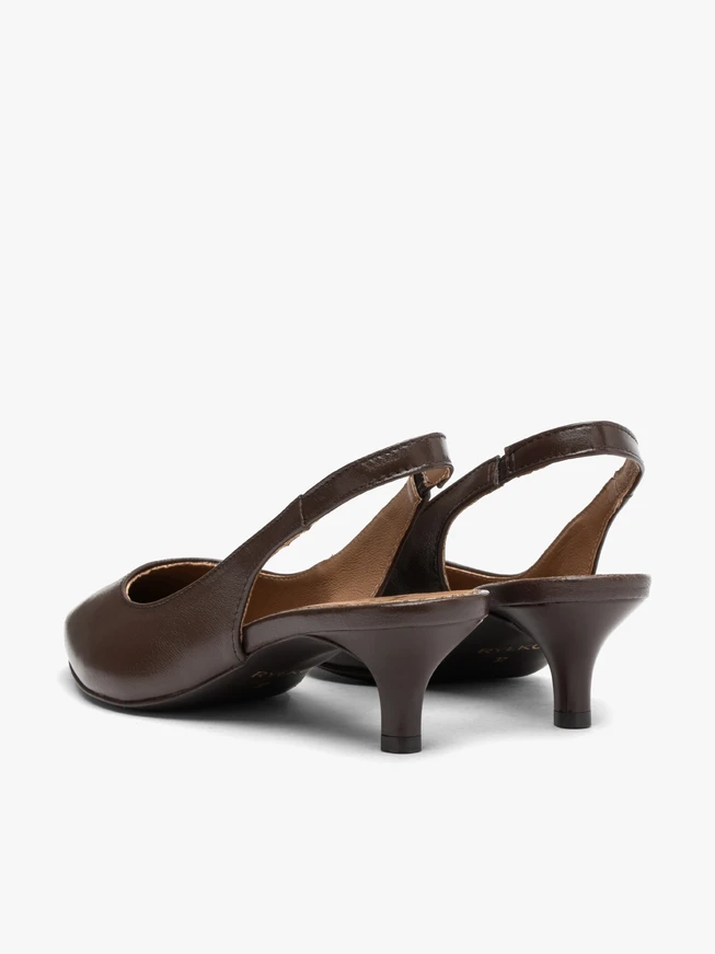 Braune Slingback-Pumps ohne Absatz