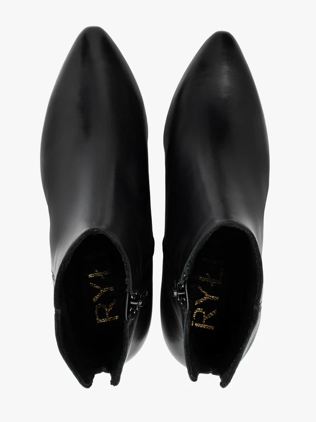 Schwarze Stiefel mit Absatz aus genarbtem Leder
