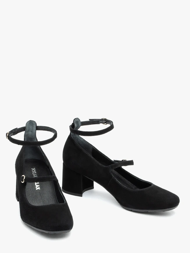 Schwarze Velours-Pumps