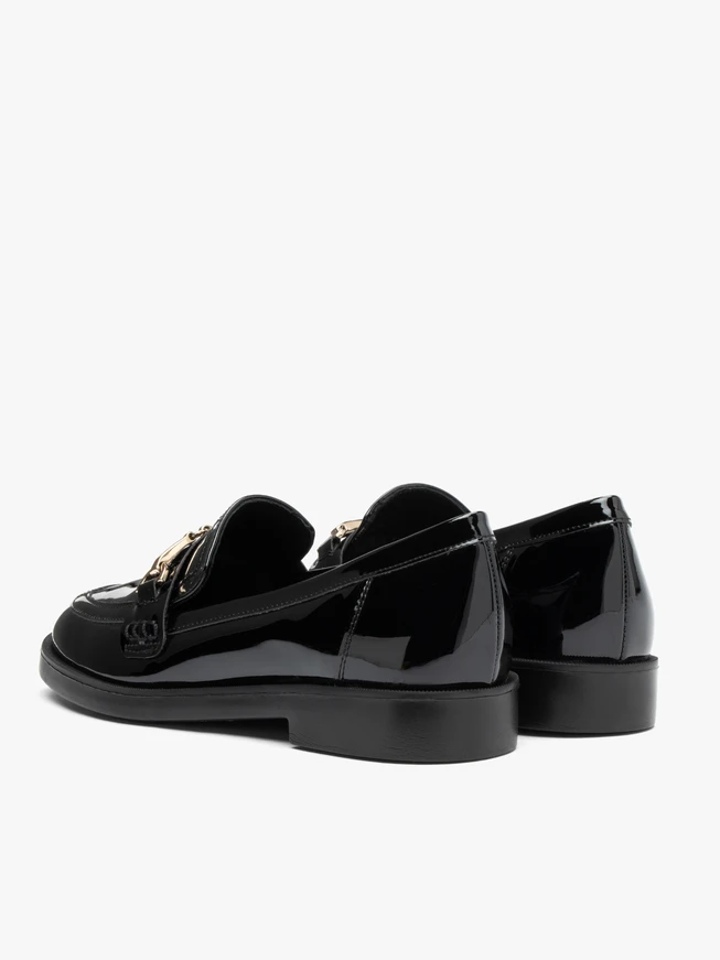 Black women’s loafers