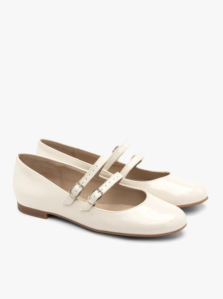 Patent ballerinas with two straps
