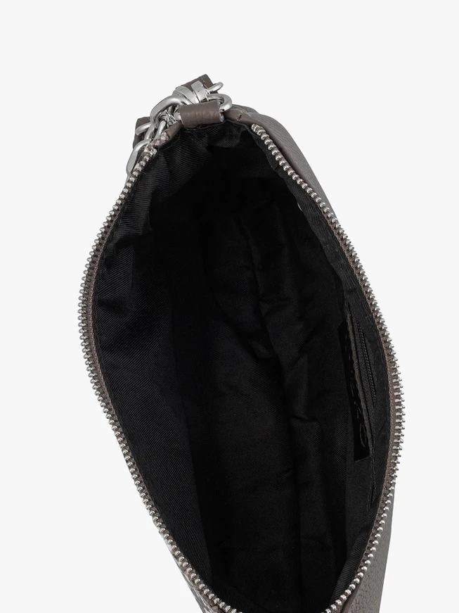 Graue Handtasche mit Schlangenhautmuster und Henkel