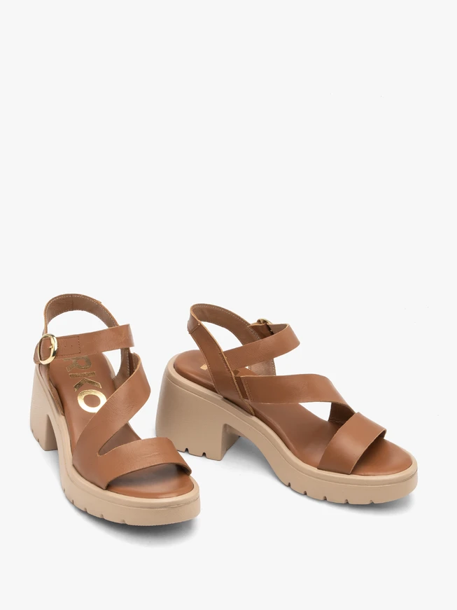 Hellbraune Damen Plateausandalen