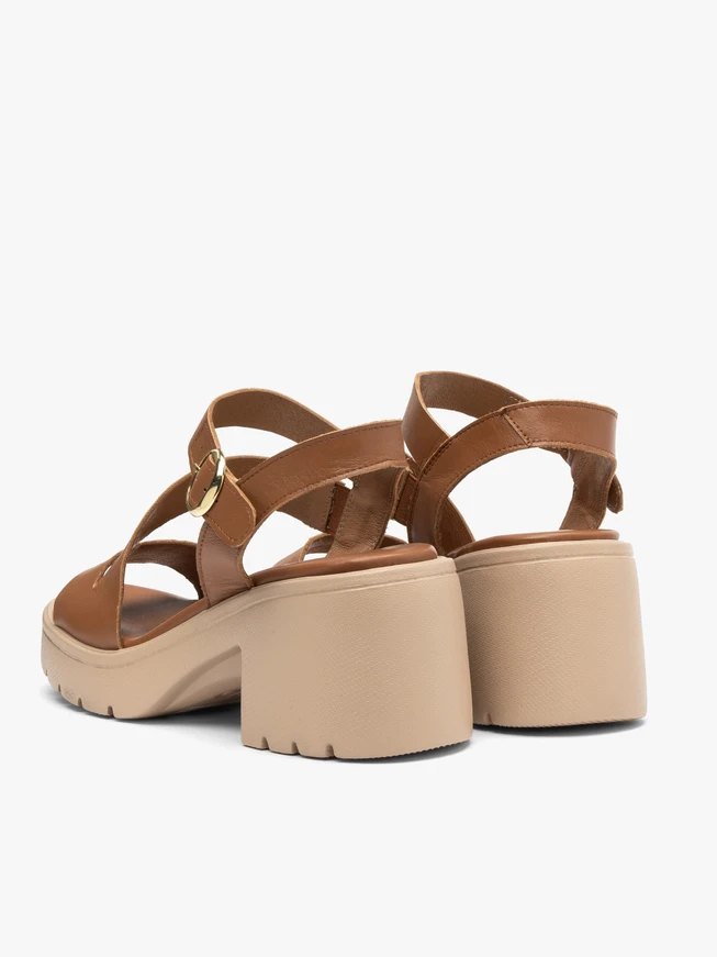 Hellbraune Damen Plateausandalen