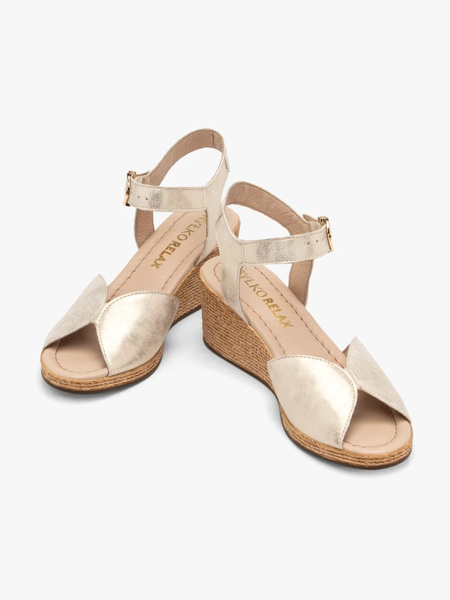 Platin-Sandalen mit Plateausohle