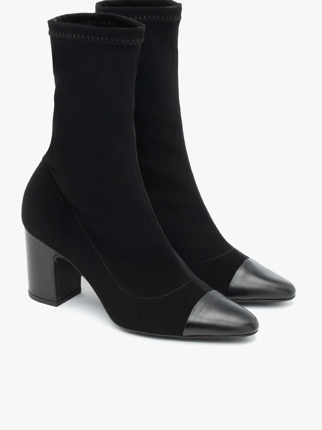Black women’s ankle boots with stretch shaft
