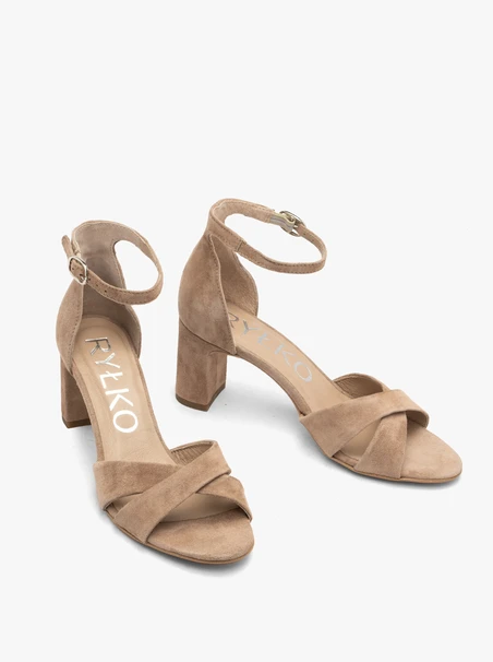 Beige Damen-Sandalen mit Absatz