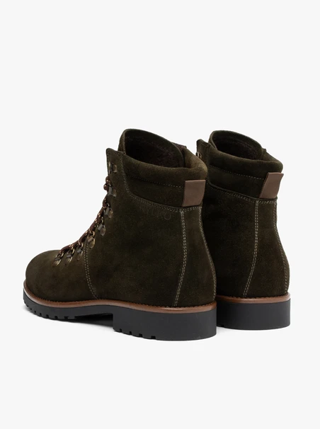 Stiefel aus olivfarbenem Veloursleder