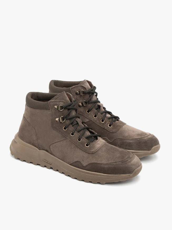 Graue Sportstiefel für Männer