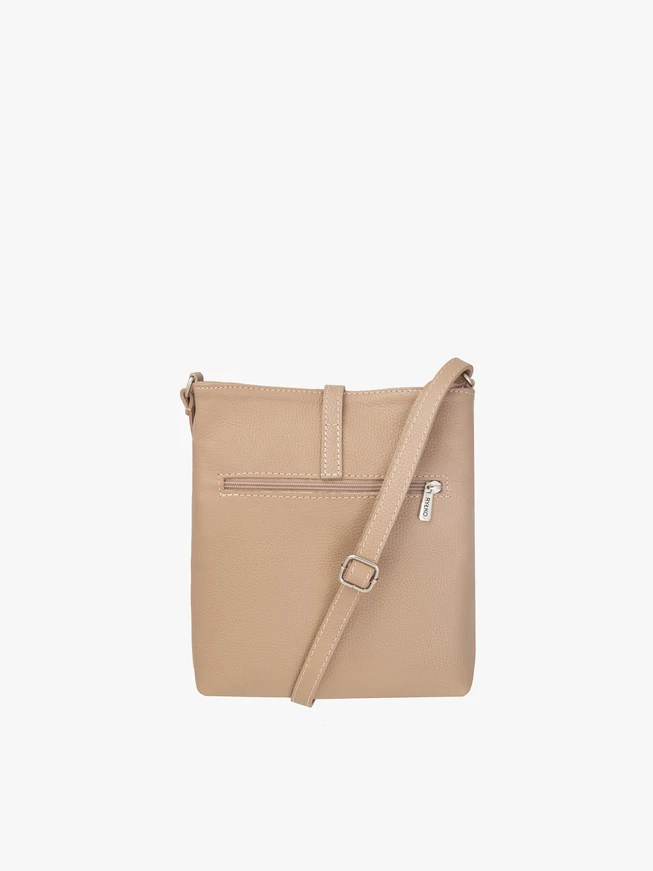 Beige crossbody with decorative clasp