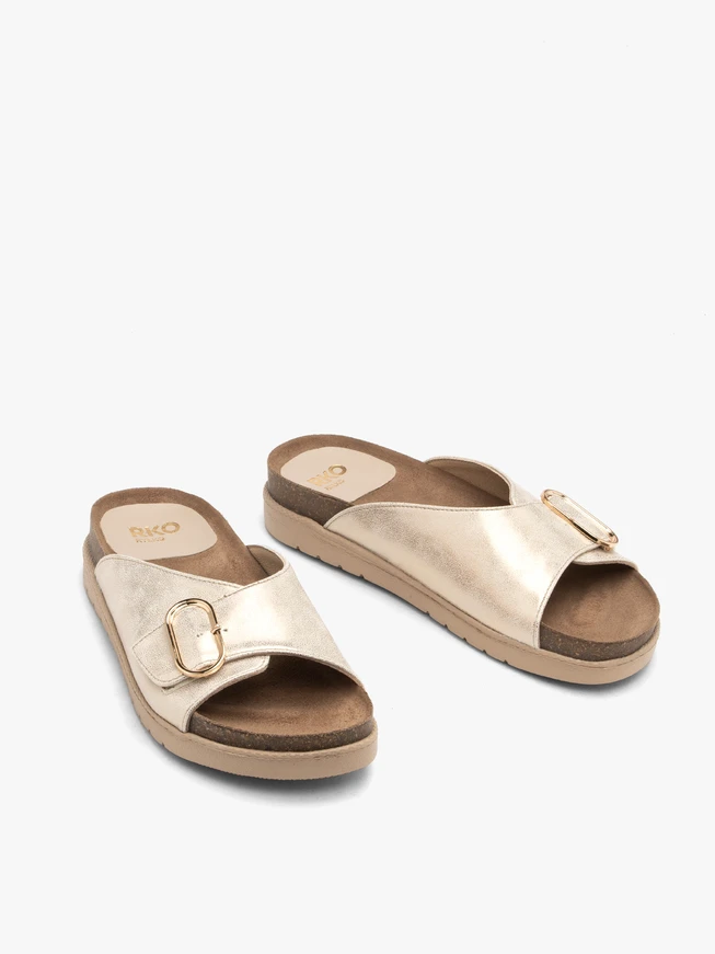 Flache Damen-Flip-Flops aus Platin
