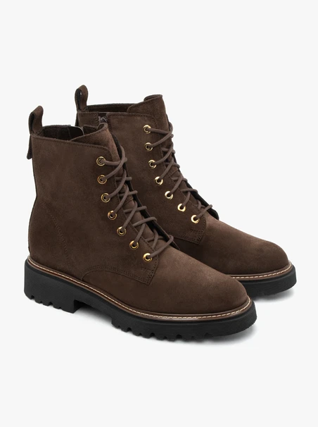 Dunkelbraune Velourslederstiefel