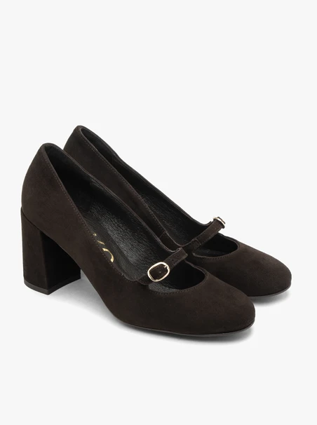 Braune Velours-Pumps mit Riemen