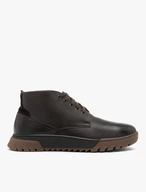 Braune Sportstiefel