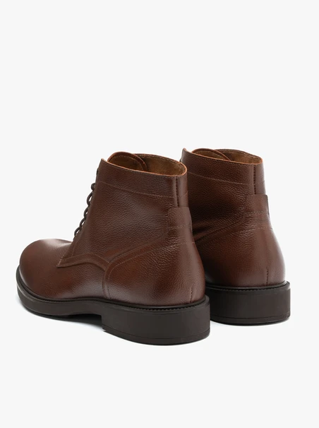 Braune Vollnarbenlederstiefel
