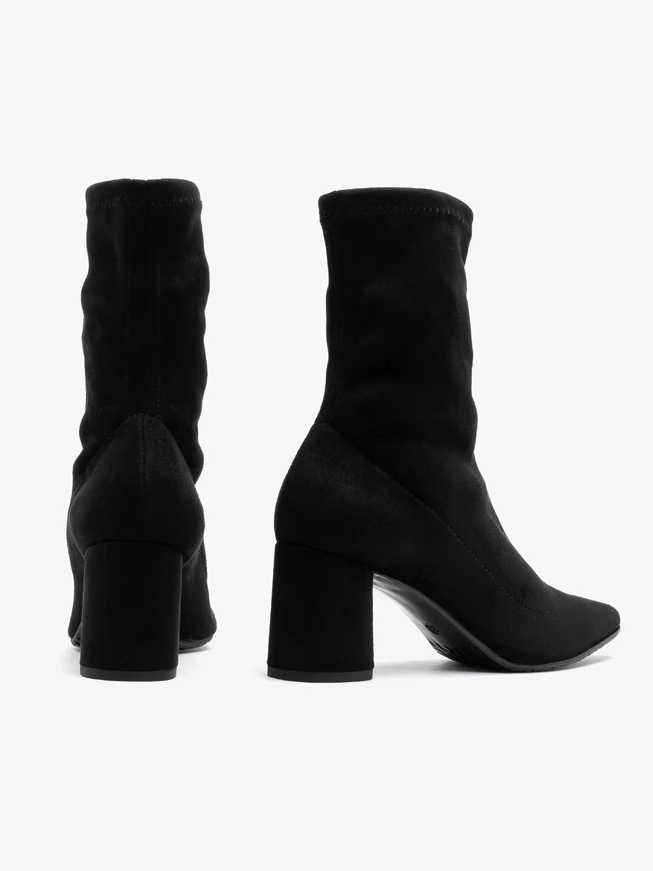 Stretch pointed-toe heeled ankle boots