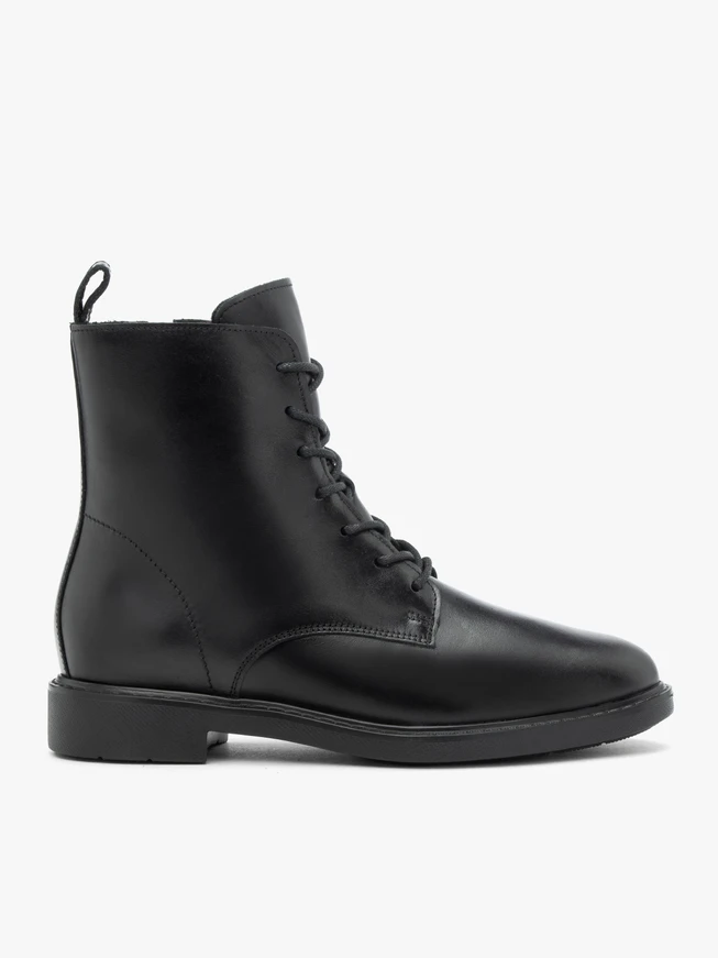 Women’s black leather boots