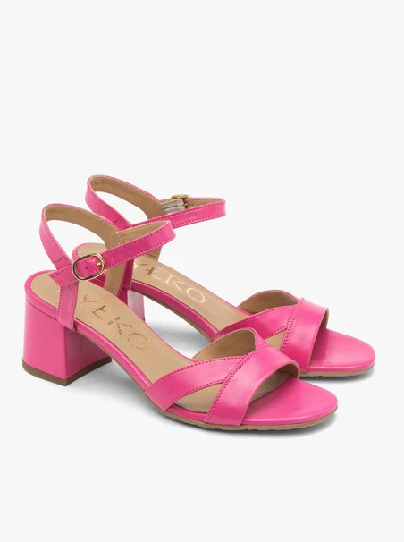 Fuchsia women’s sandals