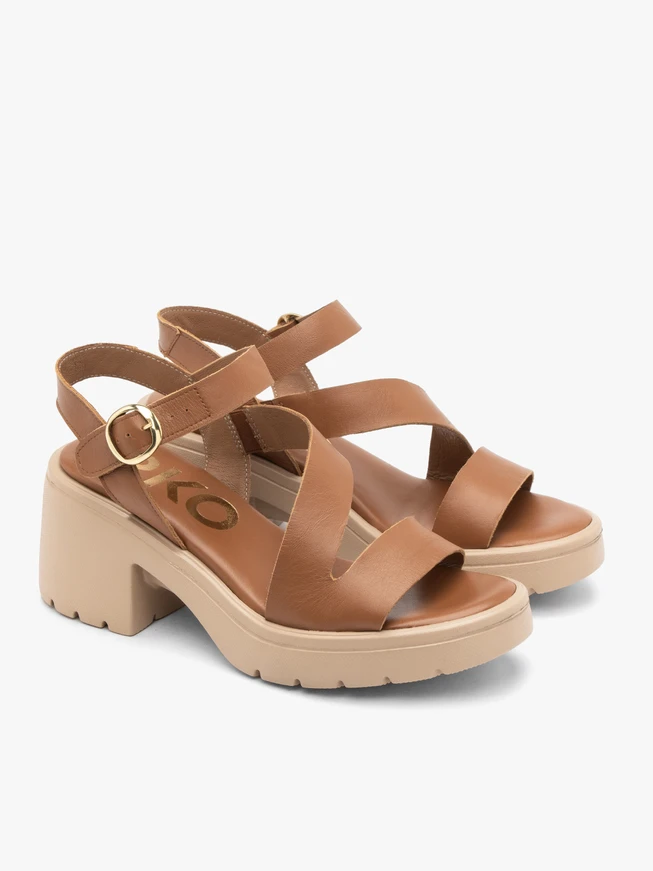 Hellbraune Damen Plateausandalen
