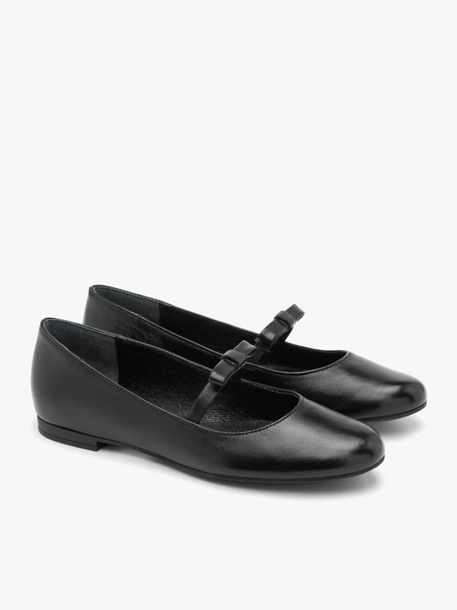 Black Retro Ballet Flats