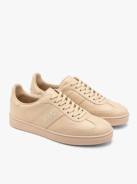 Beigefarbene Halbschuhe mit flacher Sohle