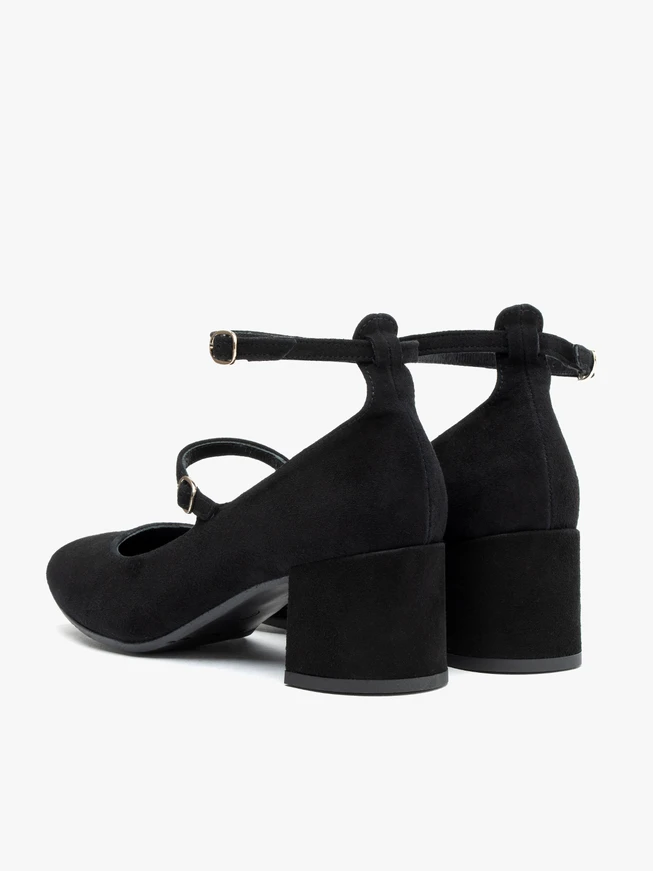 Schwarze Velours-Pumps
