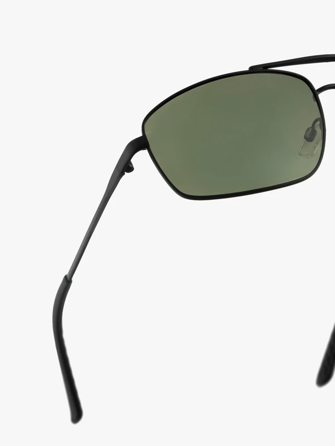 Schwarze Sonnenbrille mit Metallrahmen