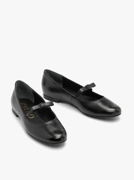 Black Retro Ballet Flats