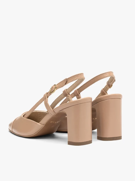 Beigefarbene Slingback-Pumps