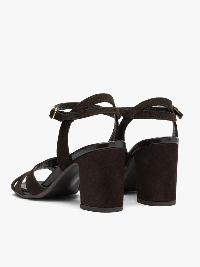 Dunkelbraune Damen-Sandalen mit Absatz