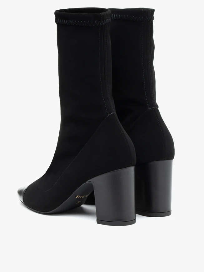 Black women’s ankle boots with stretch shaft