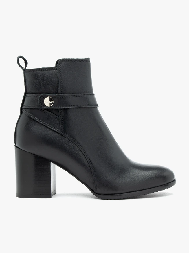 Schwarze Stiletto-Stiefel mit Riemen