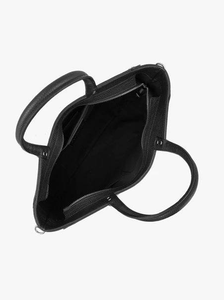 Schwarze große Handtasche mit Nieten