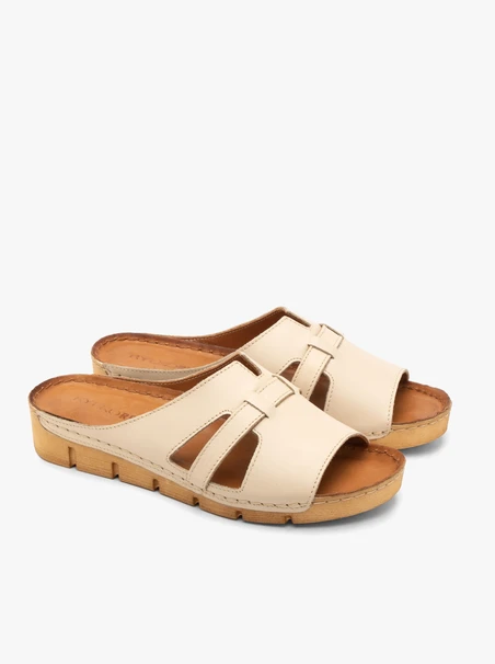 Cremefarbene Plateau-Flip-Flops für Frauen