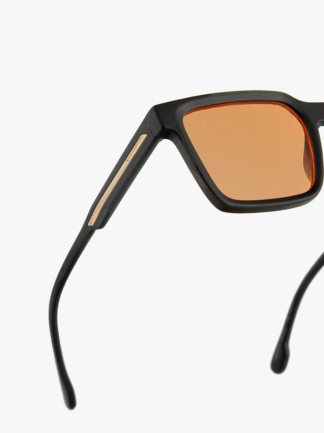 Men’s sunglasses with orange lenses