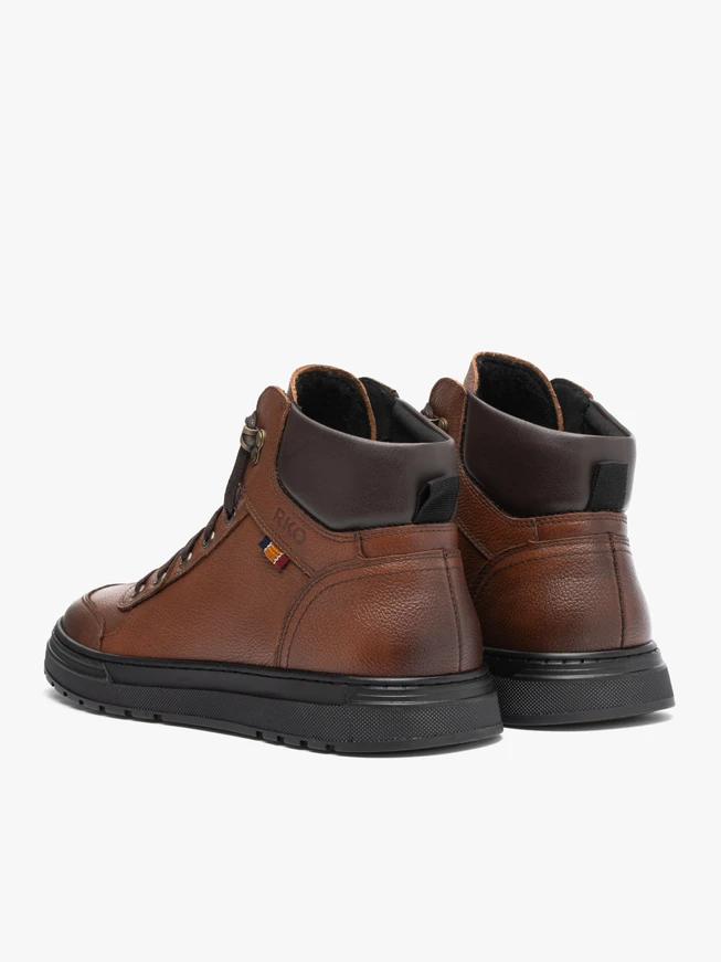 Dunkelbraune Freizeitstiefel