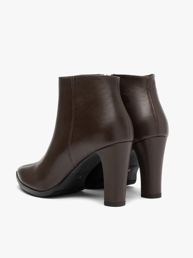 Dunkelbraune Stiletto-Stiefel