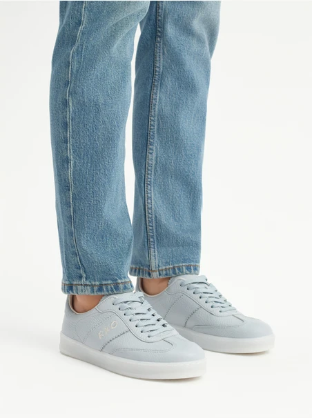 Light blue sporty flat shoes