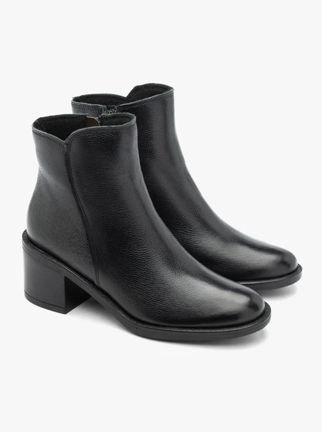 Schwarze Stöckelschuhe